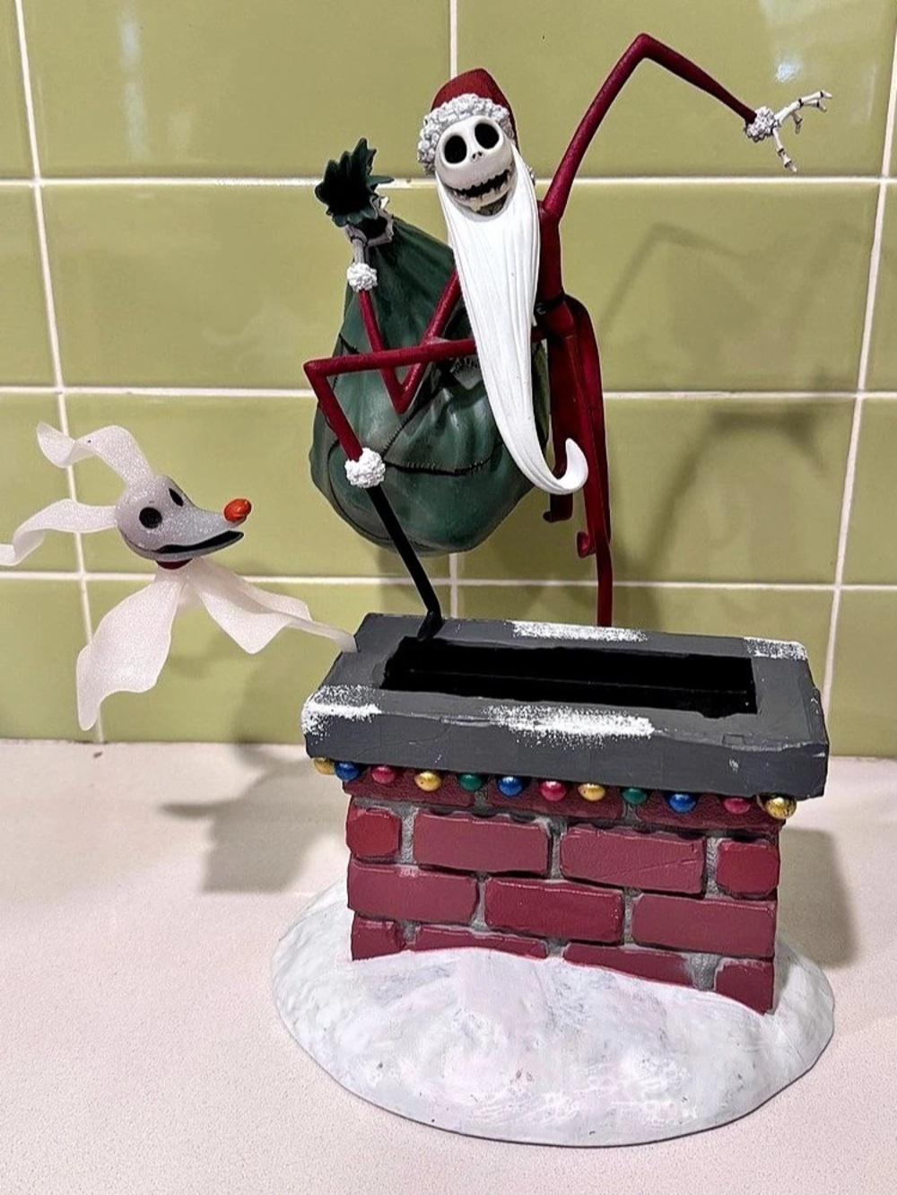 Disney The Nightmare Before Christmas Santa Jack & Zero Figure